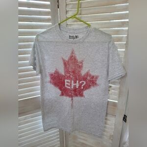 Bush Gardens Graphic Tee Size S